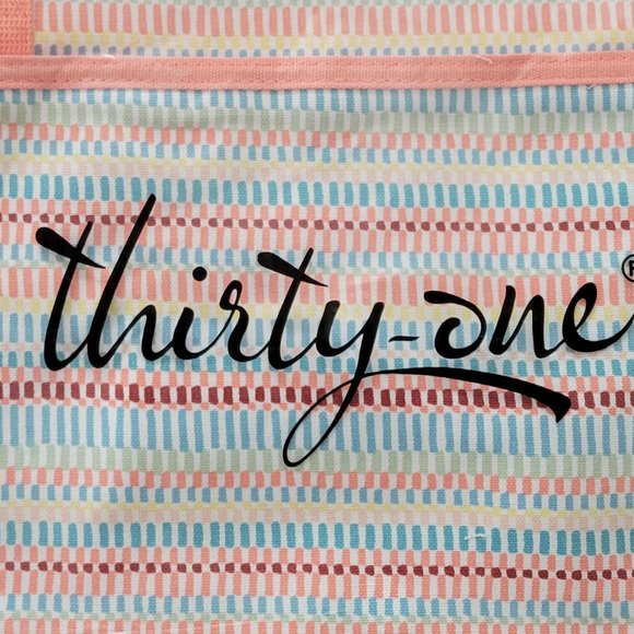 Thirty One Away For The Weekender Travel Bag - NWOT - Picture 6 of 6